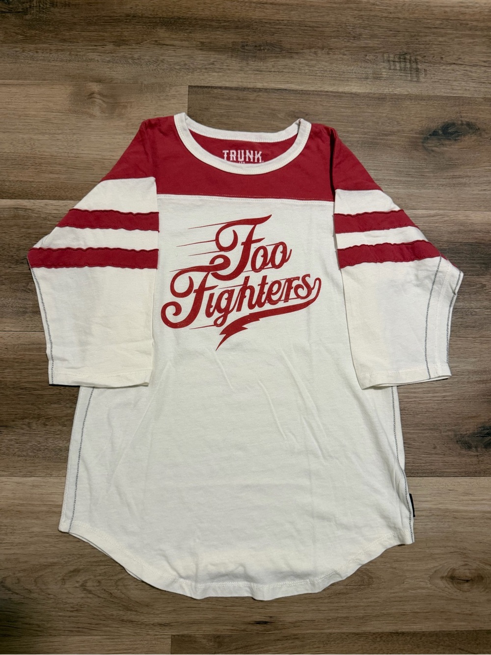 TRUNK LTD Foo Fighters Jersey Shirt Womens XS 100% cotton Raglan USA